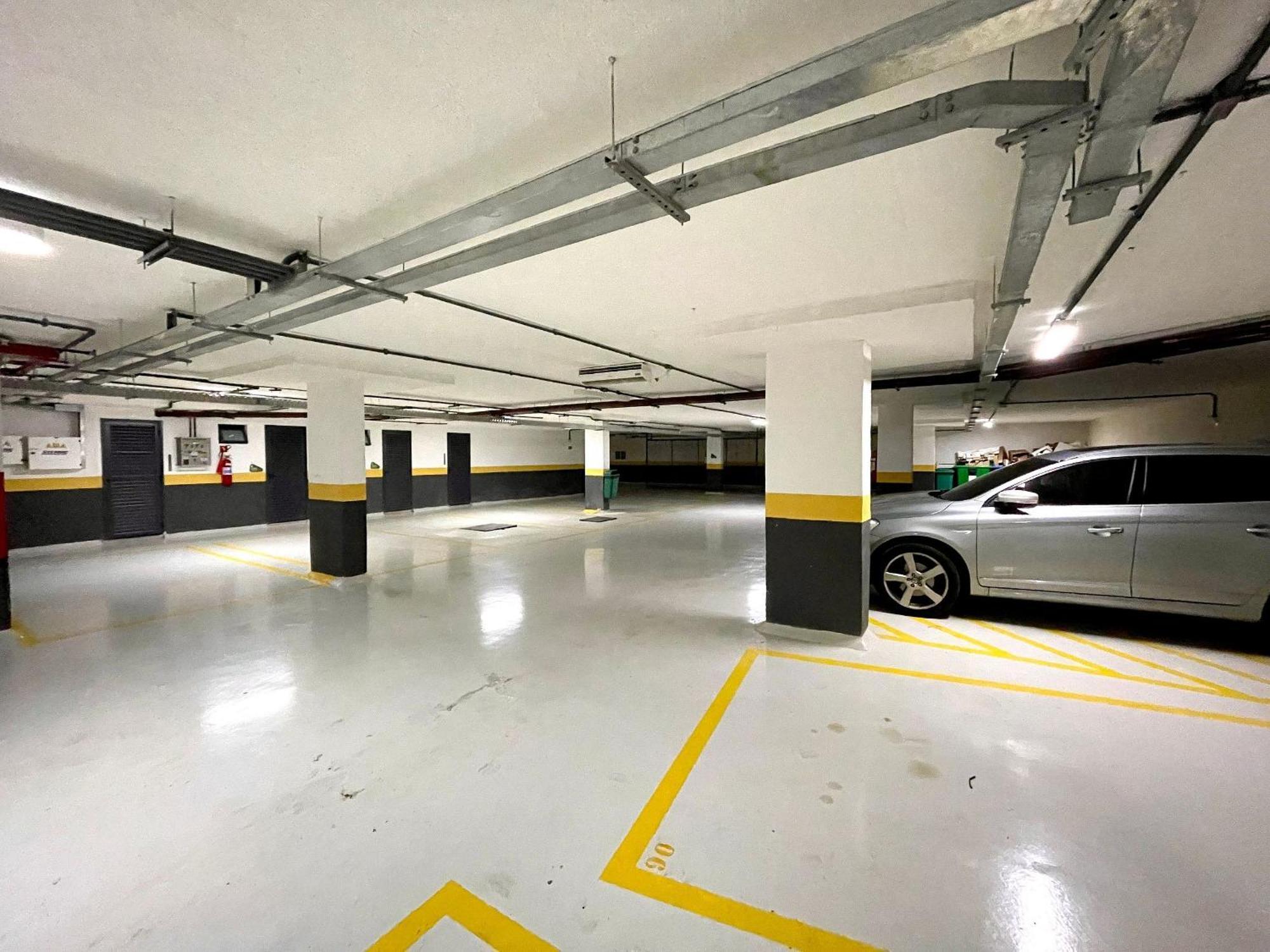 Apartamento Leblon - Moderno Com Piscina E Academia. *