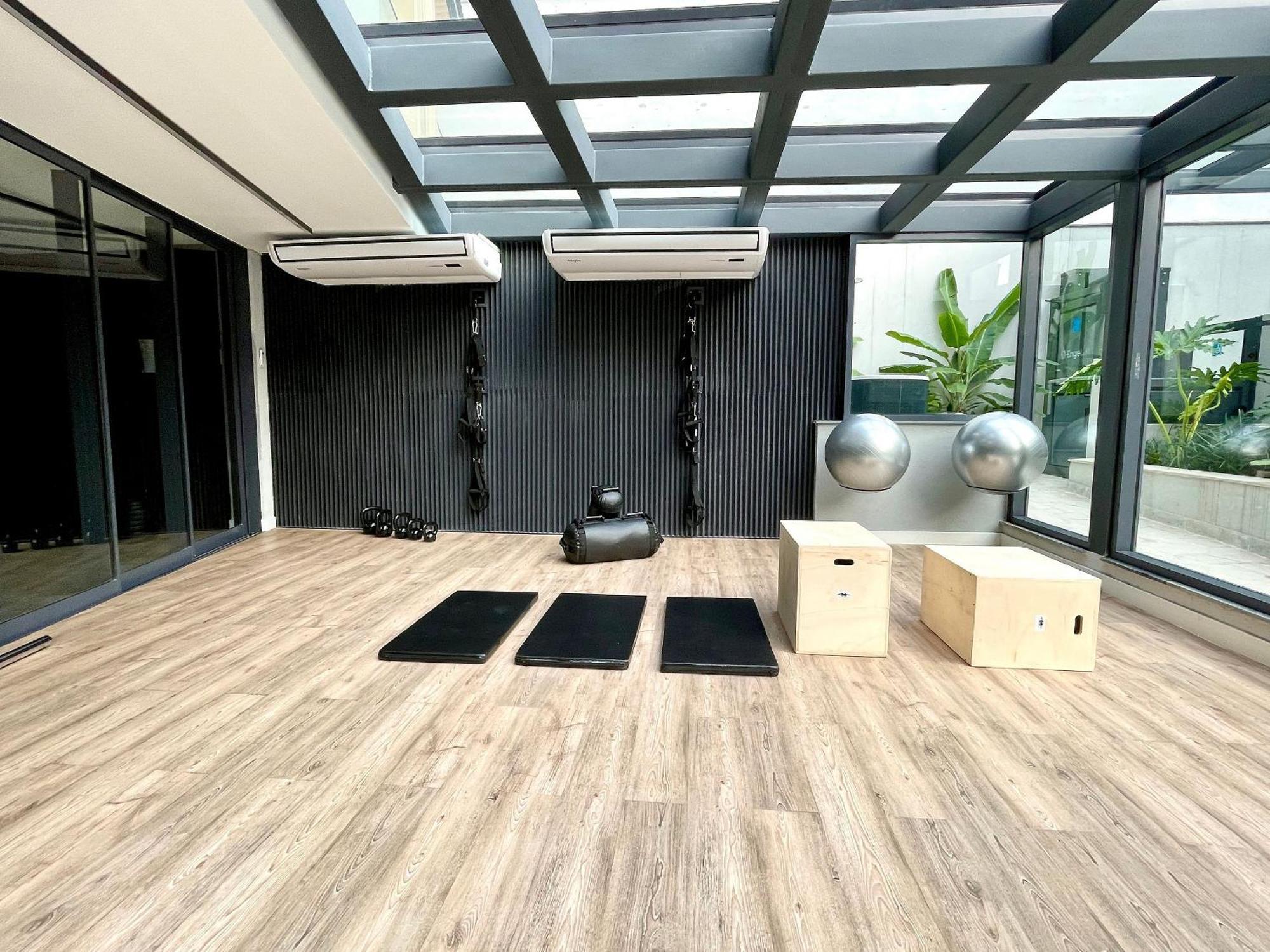 Leblon - Moderno Com Piscina E Academia. Apartamento *