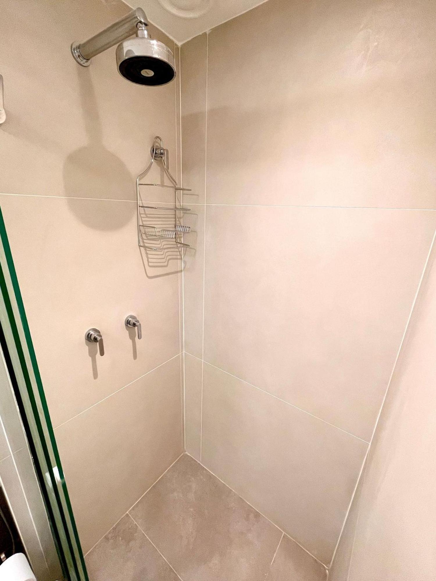 Leblon - Moderno Com Piscina E Academia. *