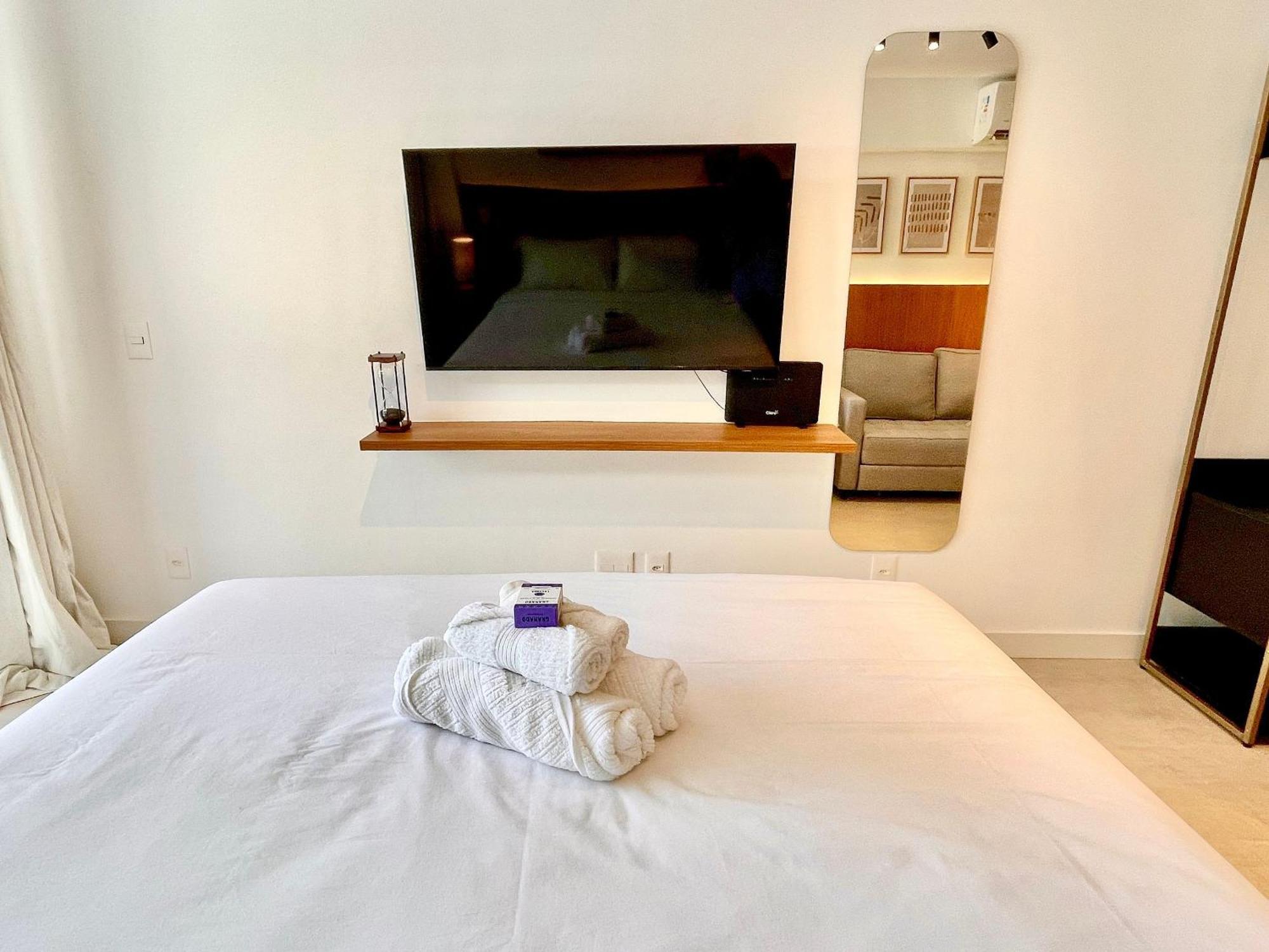 Leblon - Moderno Com Piscina E Academia.